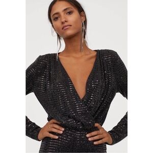 H&M GLITTERY & SPARKLY JUMPSUIT V NECK LONG SLEEVE ELASTIC WAIST BLACK S…